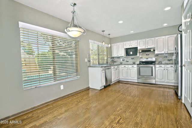 1335 E SUNBURST Lane, Tempe, AZ 85284