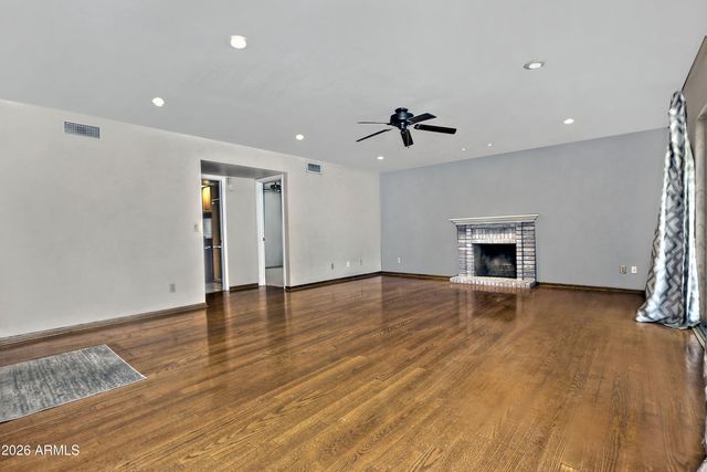 1335 E SUNBURST Lane, Tempe, AZ 85284