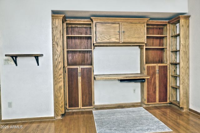 1335 E SUNBURST Lane, Tempe, AZ 85284