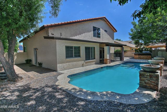 1335 E SUNBURST Lane, Tempe, AZ 85284