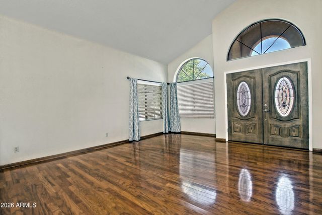 1335 E SUNBURST Lane, Tempe, AZ 85284