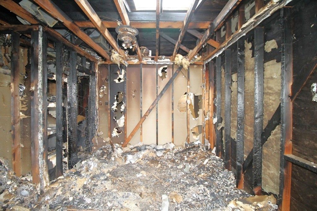 Image 10 of property listing at 1837 Sunset, Barstow, CA 92311