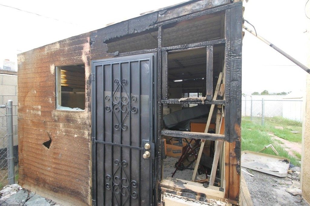 Image 5 of property listing at 1837 Sunset, Barstow, CA 92311