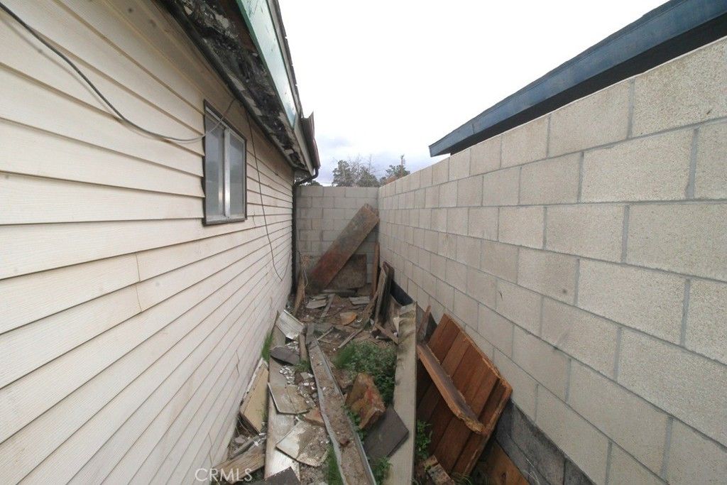 Image 9 of property listing at 1837 Sunset, Barstow, CA 92311