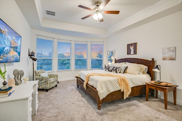 508 Peakside CIR, Dripping Springs, TX 78620