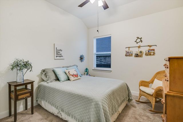 508 Peakside CIR, Dripping Springs, TX 78620