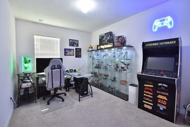 6930 SILVERADO RANCH BOULEVARD, Zephyrhills, FL 33541