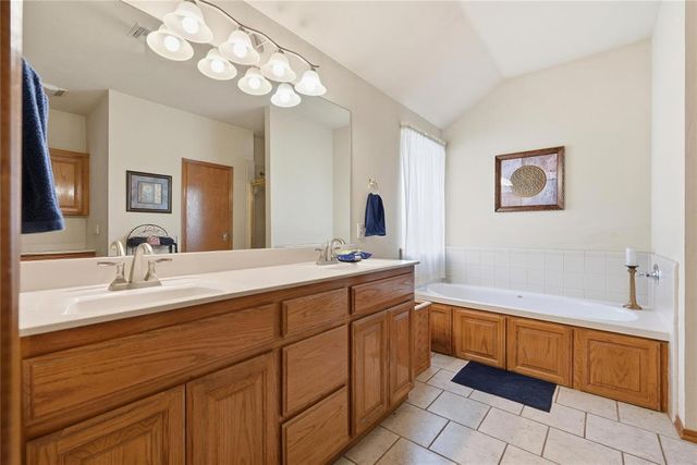 10513 Admiral Drive, Oklahoma City, OK 73162