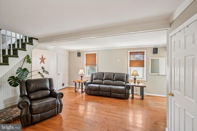 530 AVENUE E, Feasterville-trevose, PA 19053