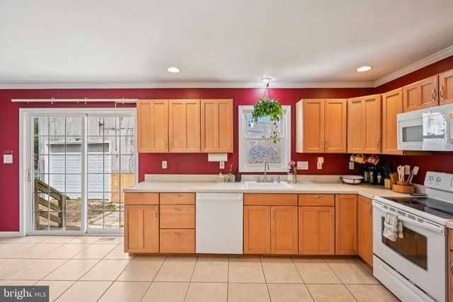 530 AVENUE E, Feasterville-trevose, PA 19053