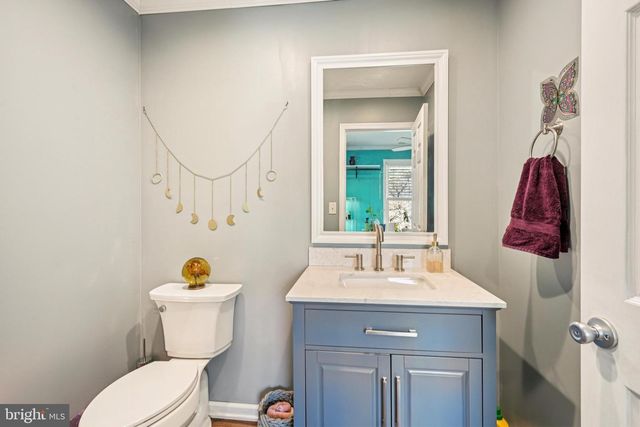 530 AVENUE E, Feasterville-trevose, PA 19053