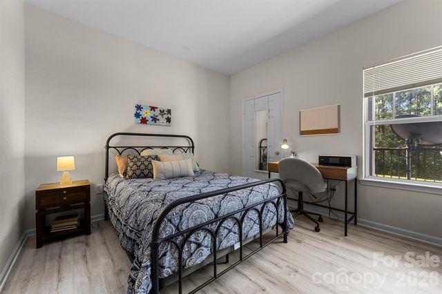 100 Vista Lake Drive 3, Candler, NC 28715