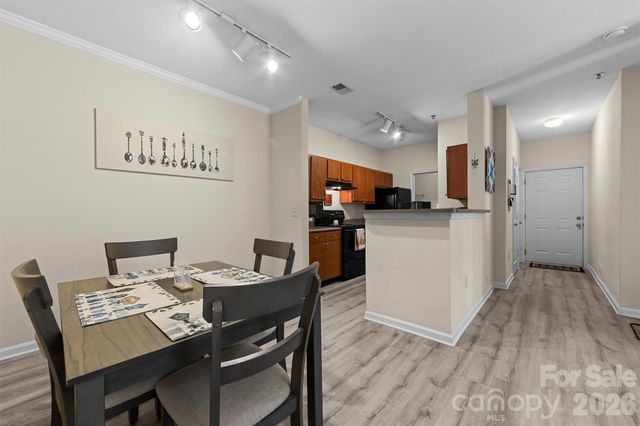 100 Vista Lake Drive 3, Candler, NC 28715