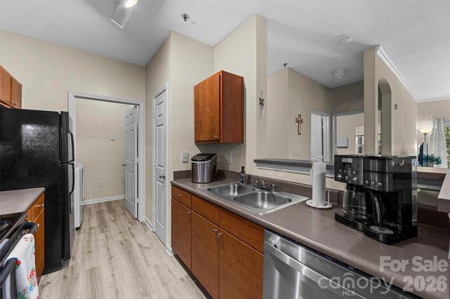 100 Vista Lake Drive 3, Candler, NC 28715