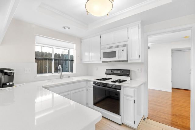 8337 Elegans Ct, Antelope, CA 95843