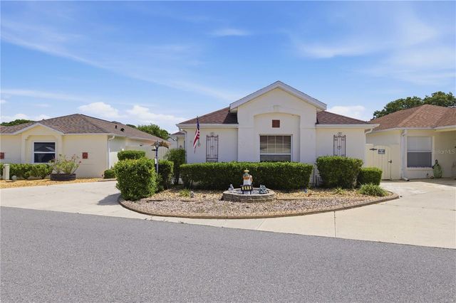 511 ALAMEDA AVENUE, Lady Lake, FL 32159