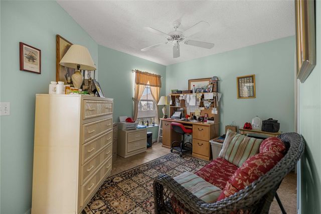 511 ALAMEDA AVENUE, Lady Lake, FL 32159