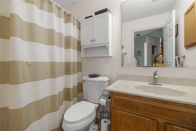 511 ALAMEDA AVENUE, Lady Lake, FL 32159