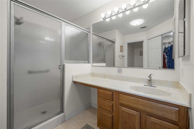 511 ALAMEDA AVENUE, Lady Lake, FL 32159