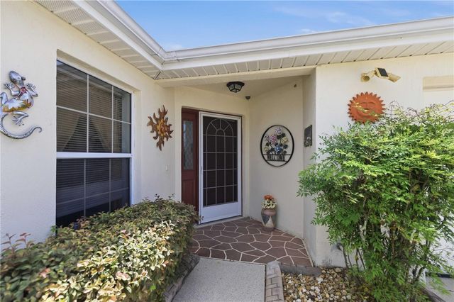 511 ALAMEDA AVENUE, Lady Lake, FL 32159