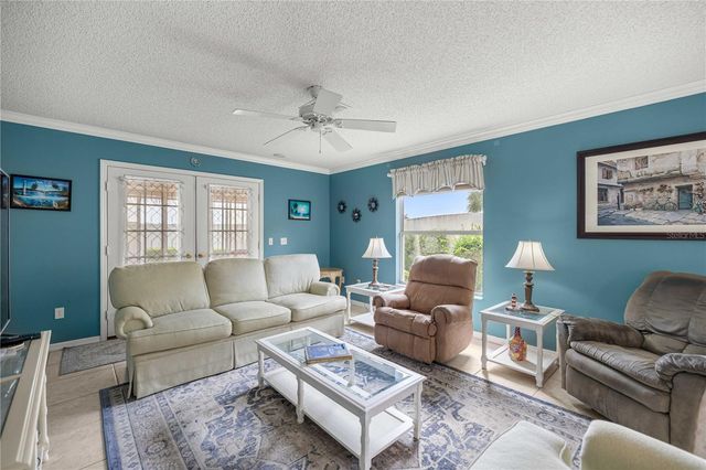 511 ALAMEDA AVENUE, Lady Lake, FL 32159