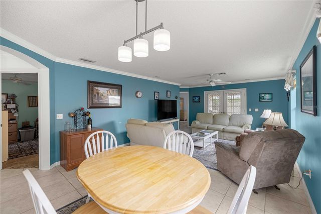 511 ALAMEDA AVENUE, Lady Lake, FL 32159