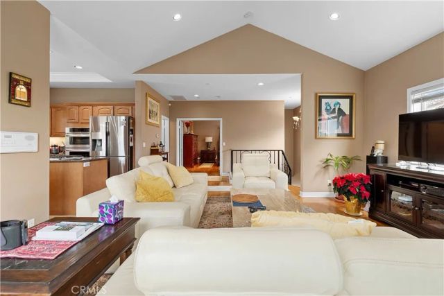 211 S Francisca B, Redondo Beach, CA 90277