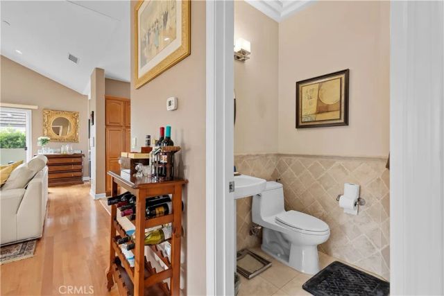 211 S Francisca B, Redondo Beach, CA 90277