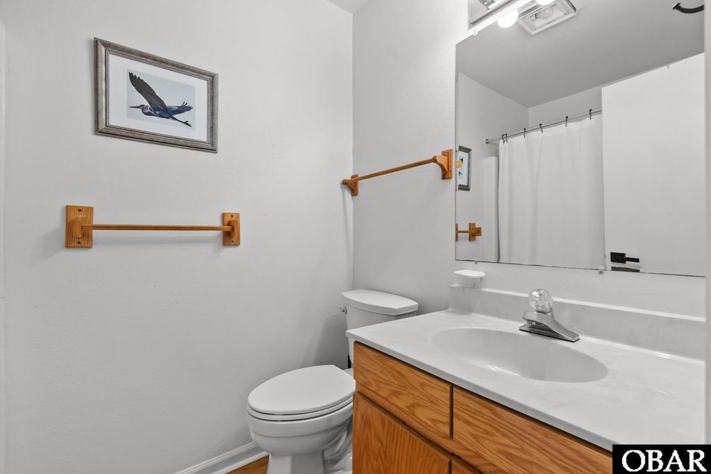 Image 17 of property listing at 113 E West Hawks Nest Court, Nags Head, NC 27959