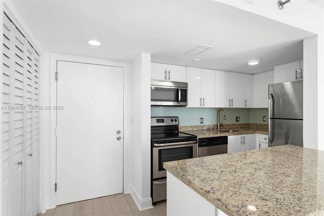 770 Claughton Island Dr 1508, Miami, FL 33131