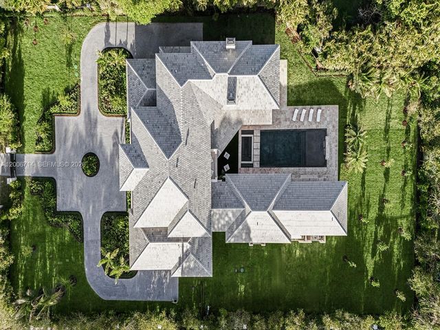 6690 SW 96th St, Pinecrest, FL 33156