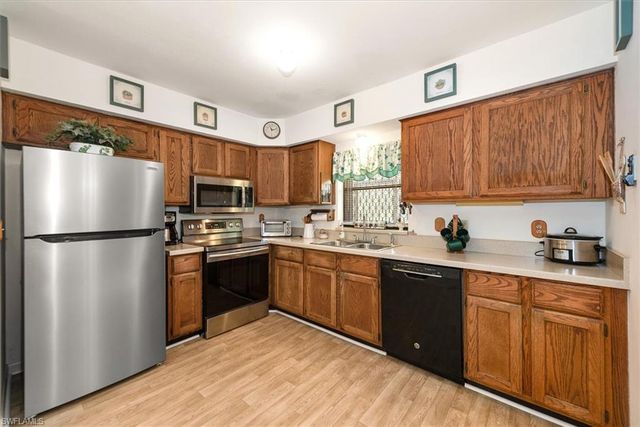 4981 Skates CIR, Fort Myers, FL 33905