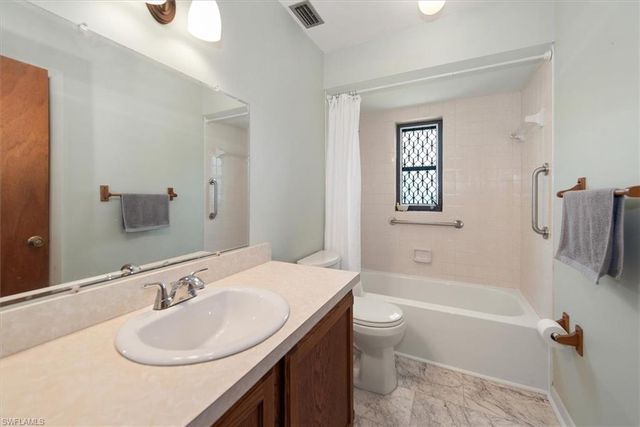 4981 Skates CIR, Fort Myers, FL 33905