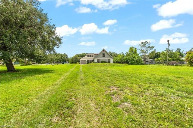 4981 Skates CIR, Fort Myers, FL 33905