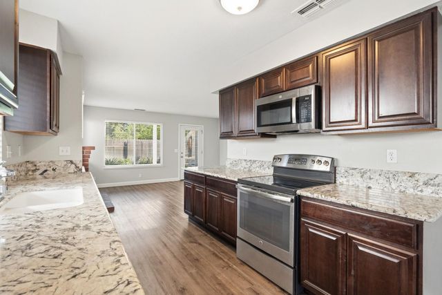 4125 Diane Dr, Antelope, CA 95843