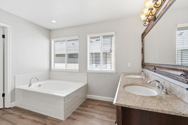 4125 Diane Dr, Antelope, CA 95843