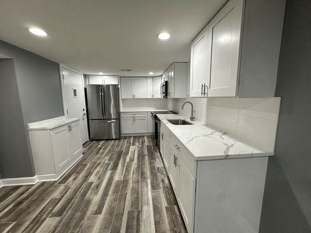 2233 N Lawler Avenue GDN, Chicago, IL 60639