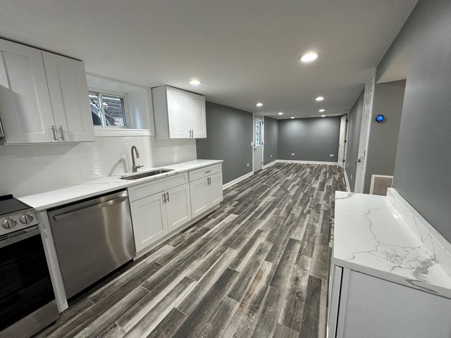 2233 N Lawler Avenue GDN, Chicago, IL 60639