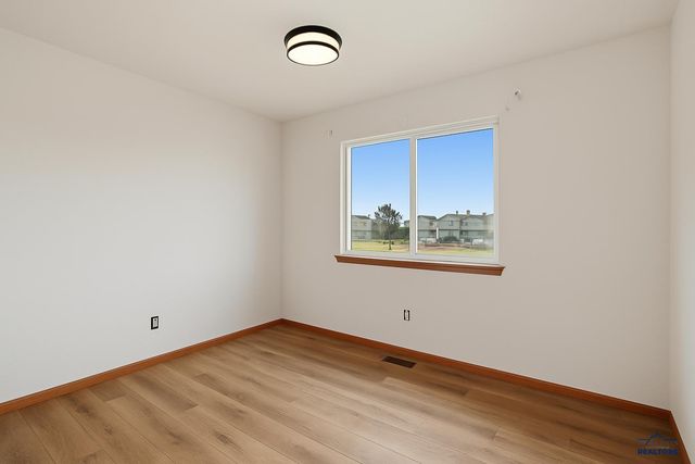 6535 ASTORIA CT, Summerset, SD 57769