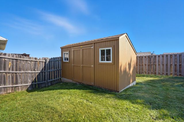 6535 ASTORIA CT, Summerset, SD 57769