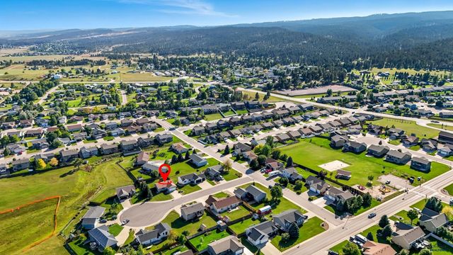 6535 ASTORIA CT, Summerset, SD 57769