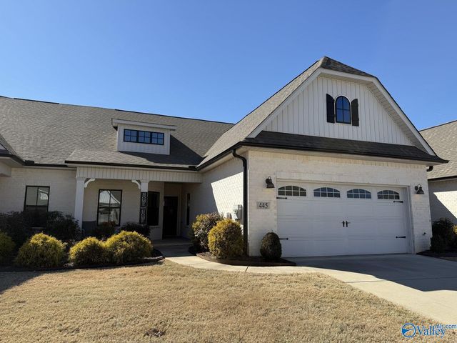 445 Legend Oak Way SW, Huntsville, AL 35824