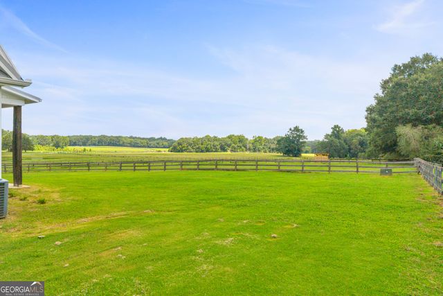872 Woodlawn Road, Mansfield, GA 30055