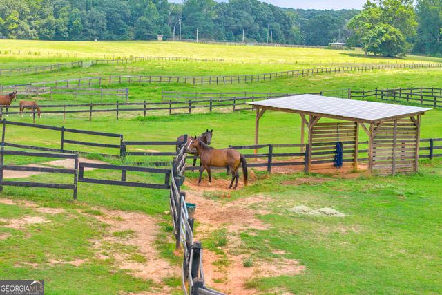 872 Woodlawn Road, Mansfield, GA 30055