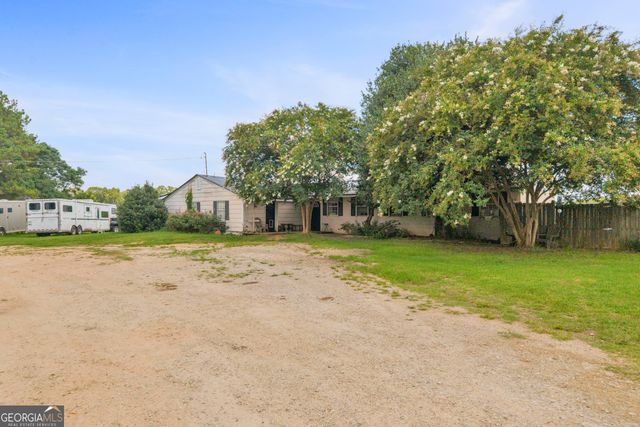 872 Woodlawn Road, Mansfield, GA 30055