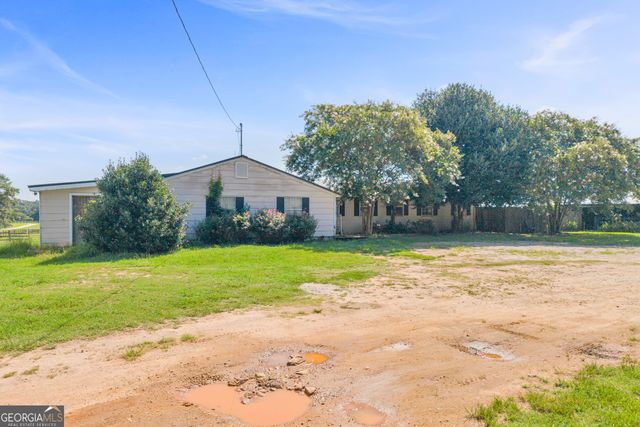 872 Woodlawn Road, Mansfield, GA 30055