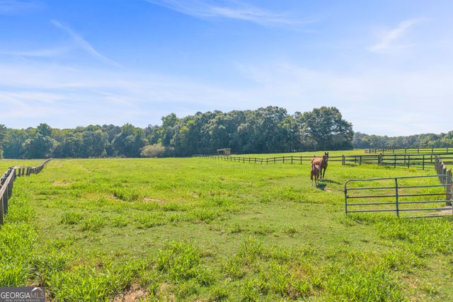 872 Woodlawn Road, Mansfield, GA 30055