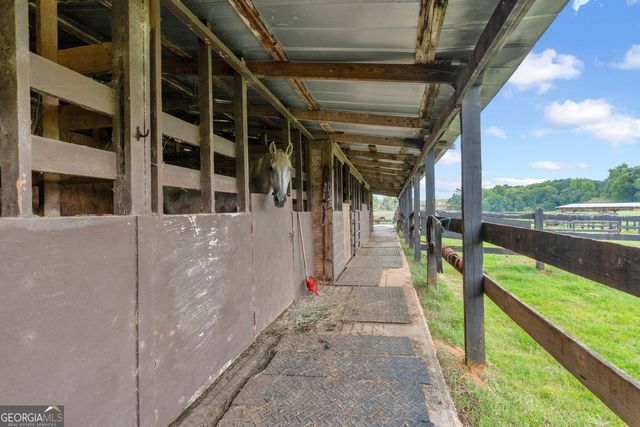 872 Woodlawn Road, Mansfield, GA 30055