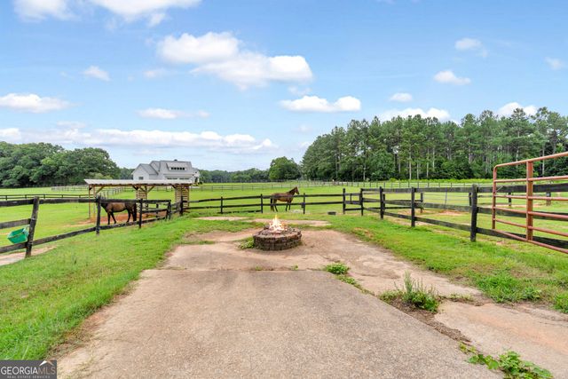 872 Woodlawn Road, Mansfield, GA 30055