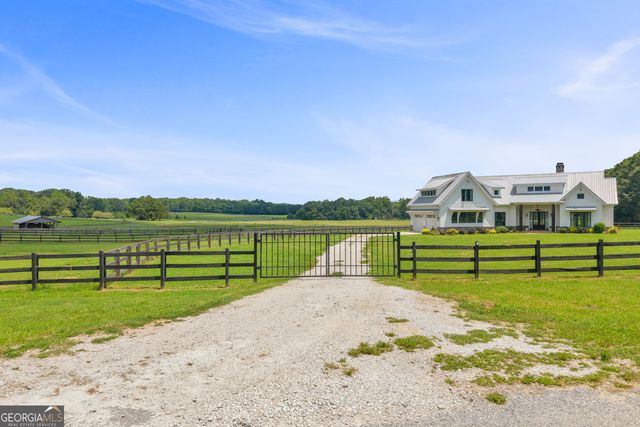 872 Woodlawn Road, Mansfield, GA 30055